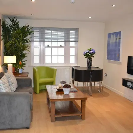 Entire Apartments In The Heart Of The Suffolks - Gl50 Apartments Cheltenham Exterior foto