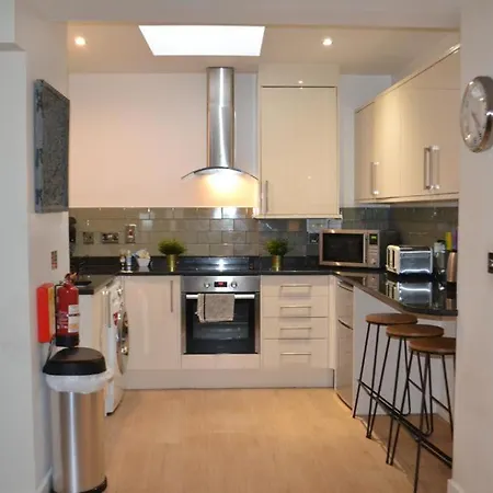 Entire Apartments In The Heart Of The Suffolks - Gl50 Apartments Cheltenham Exterior foto