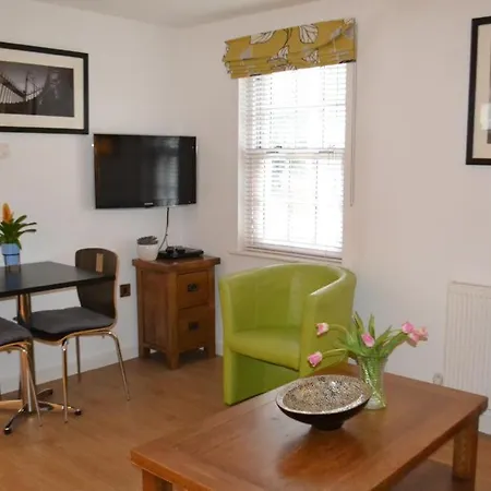 Entire Apartments In The Heart Of The Suffolks - Gl50 Apartments Cheltenham Exterior foto