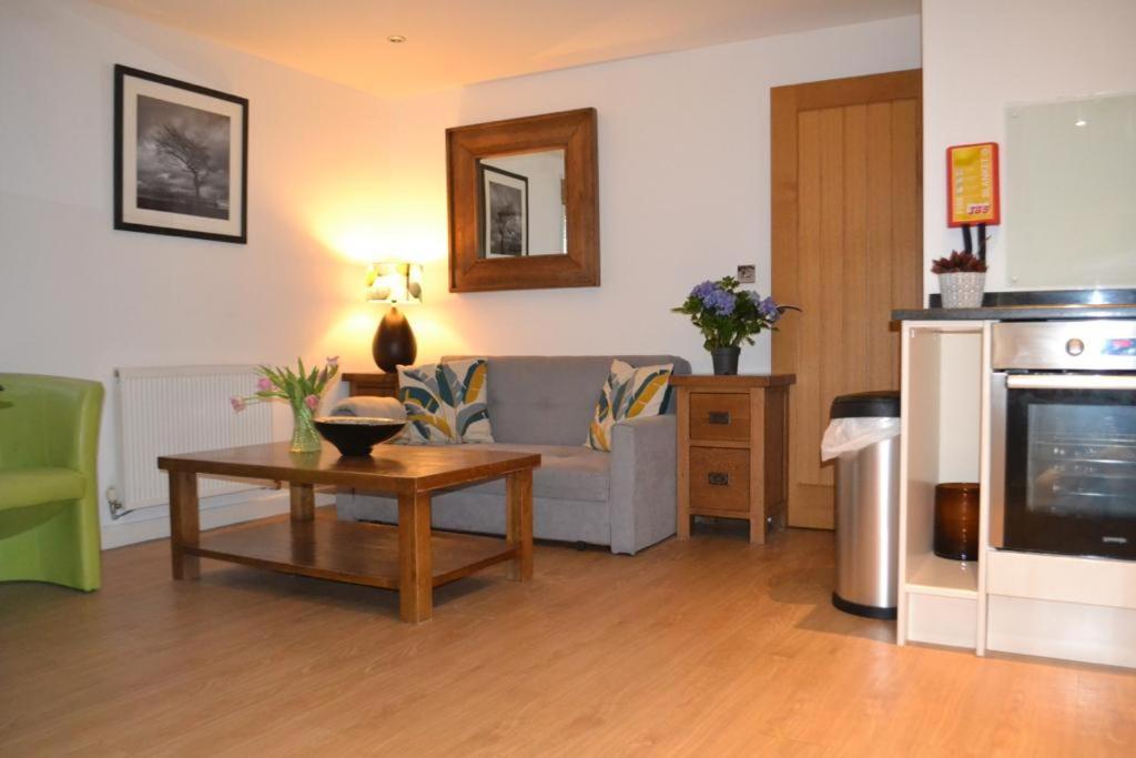 Апартаменты Entire In The Heart Of The Suffolks - Gl50 Челтенхам